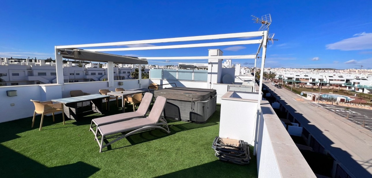 Herverkoop - Apartment flat -
Orihuela - Vistabella Golf