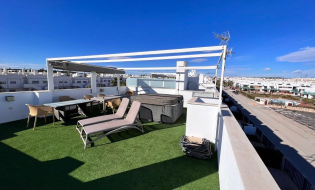 Herverkoop - Apartment flat -
Orihuela - Vistabella Golf