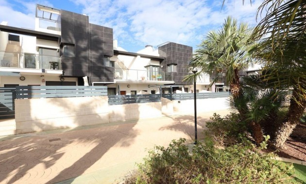 Herverkoop - Terraced house -
Orihuela Costa - Los Dolses