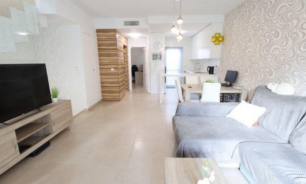 Herverkoop - Terraced house -
Orihuela Costa - Los Dolses