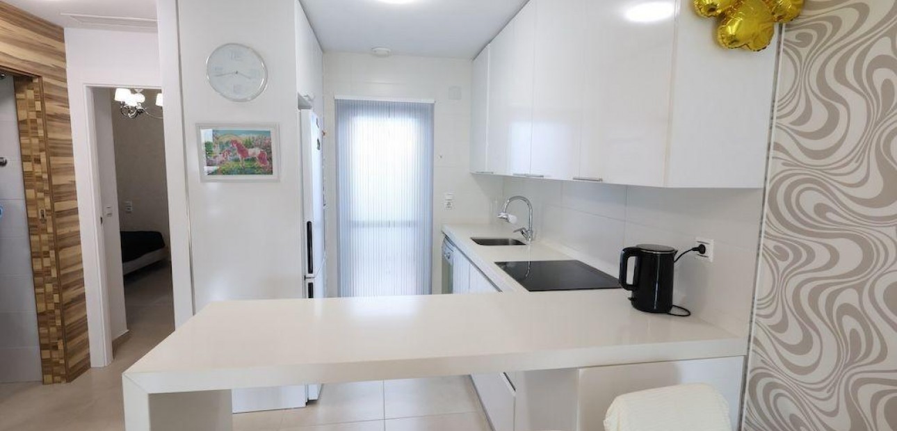 Herverkoop - Terraced house -
Orihuela Costa - Los Dolses