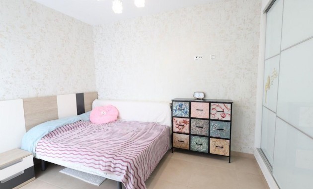 Herverkoop - Terraced house -
Orihuela Costa - Los Dolses