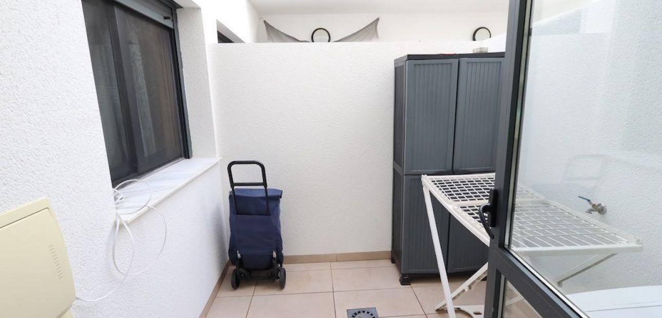 Herverkoop - Terraced house -
Orihuela Costa - Los Dolses