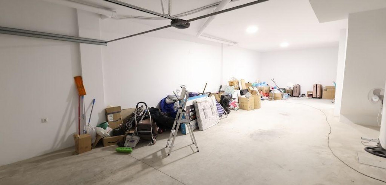 Herverkoop - Terraced house -
Orihuela Costa - Los Dolses