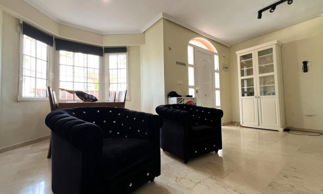 Herverkoop - Terraced house -
Orihuela Costa - Villamartín-Las Filipinas