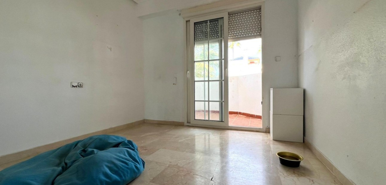 Herverkoop - Terraced house -
Orihuela Costa - Villamartín-Las Filipinas