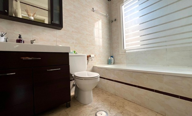 Herverkoop - Terraced house -
Orihuela Costa - Villamartín-Las Filipinas