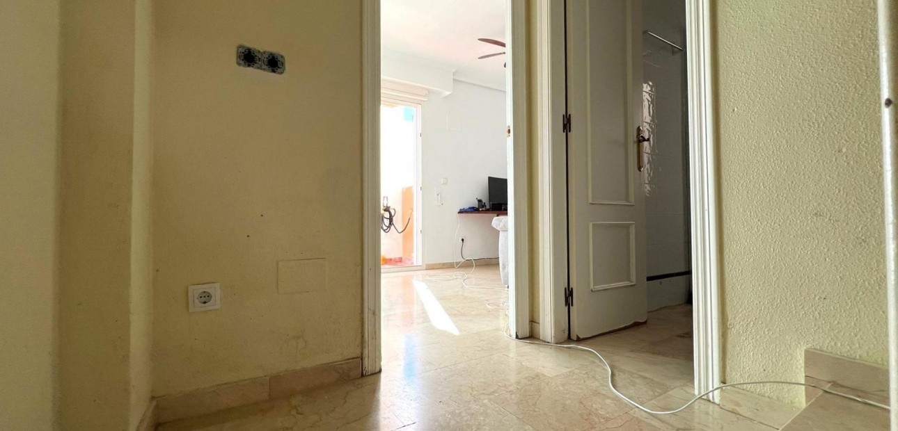 Herverkoop - Terraced house -
Orihuela Costa - Villamartín-Las Filipinas