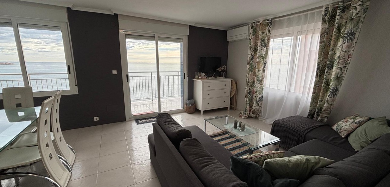 Herverkoop - Appartement / flat -
Torrevieja - Acequion