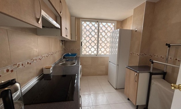 Herverkoop - Appartement / flat -
Torrevieja - Acequion