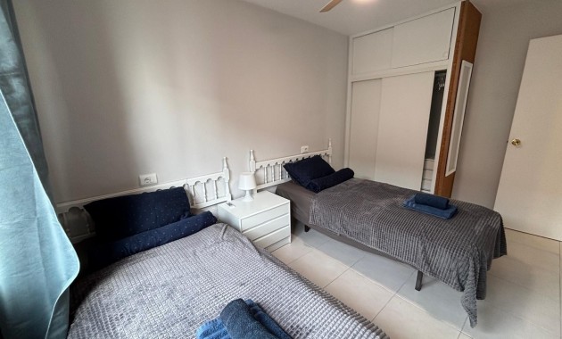 Herverkoop - Appartement / flat -
Torrevieja - Acequion