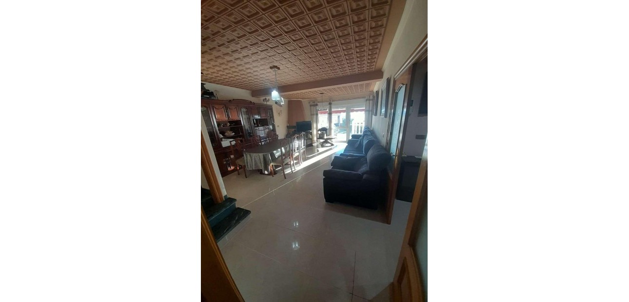 Herverkoop - Villa -
Torrevieja - Punta prima