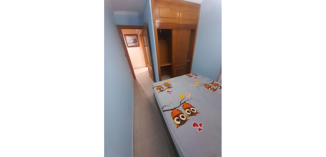 Herverkoop - Villa -
Torrevieja - Punta prima