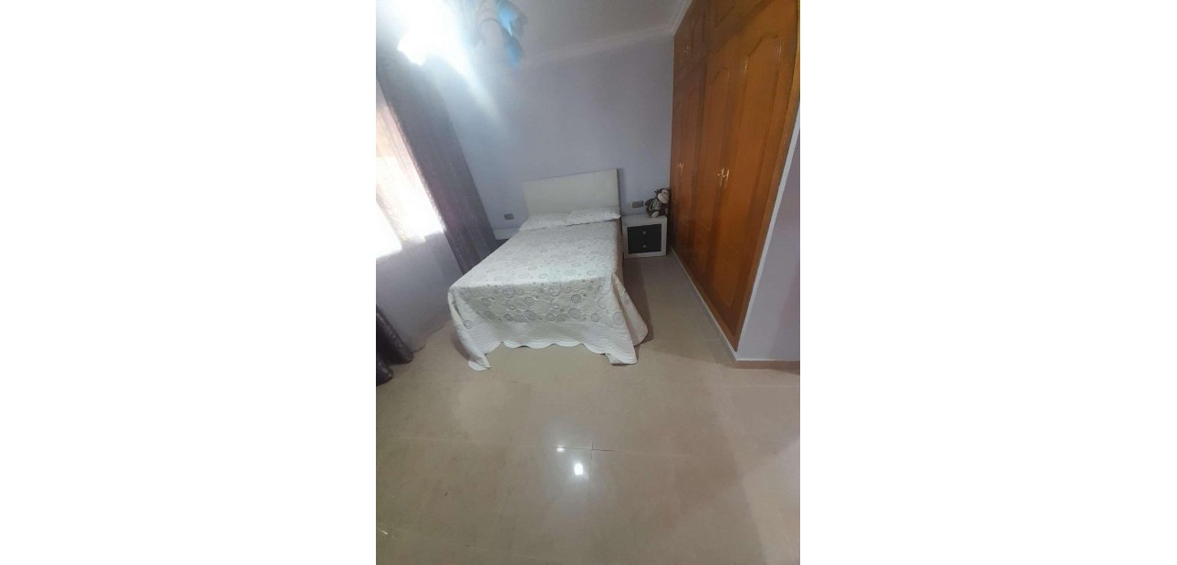 Herverkoop - Villa -
Torrevieja - Punta prima