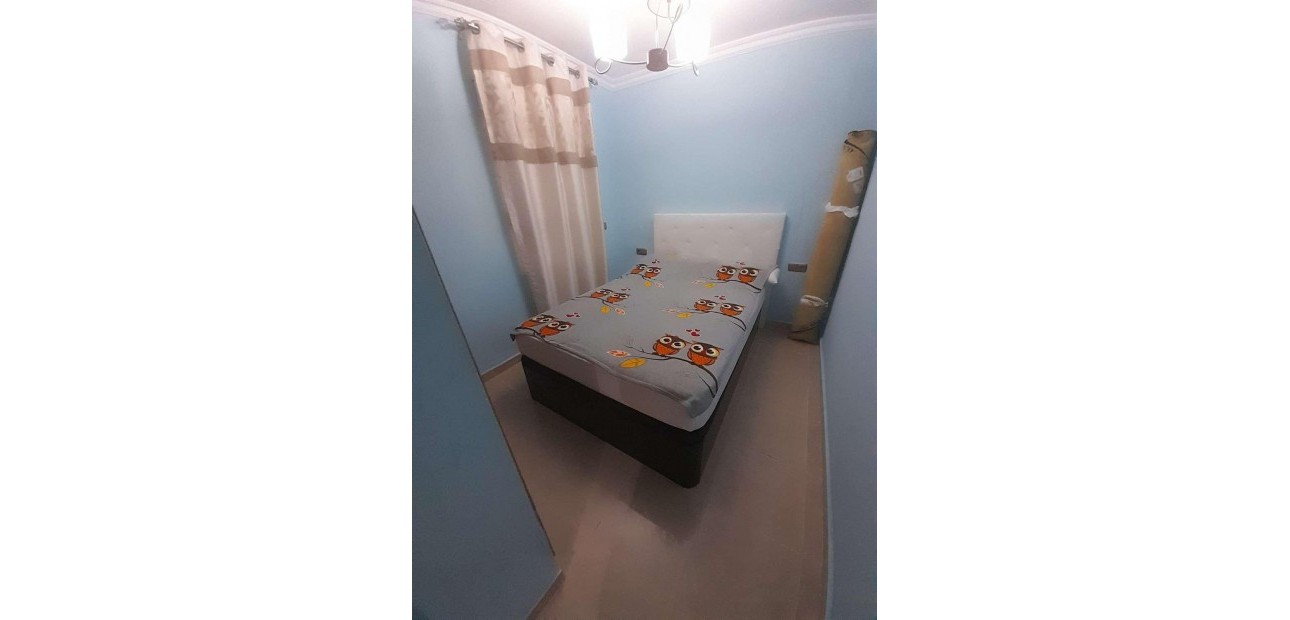 Herverkoop - Villa -
Torrevieja - Punta prima