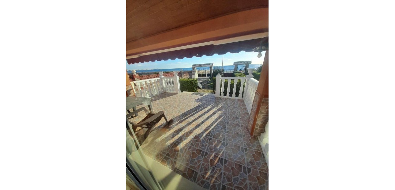 Herverkoop - Villa -
Torrevieja - Punta prima