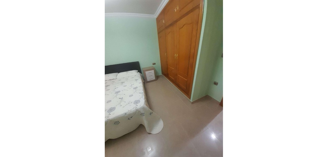 Herverkoop - Villa -
Torrevieja - Punta prima