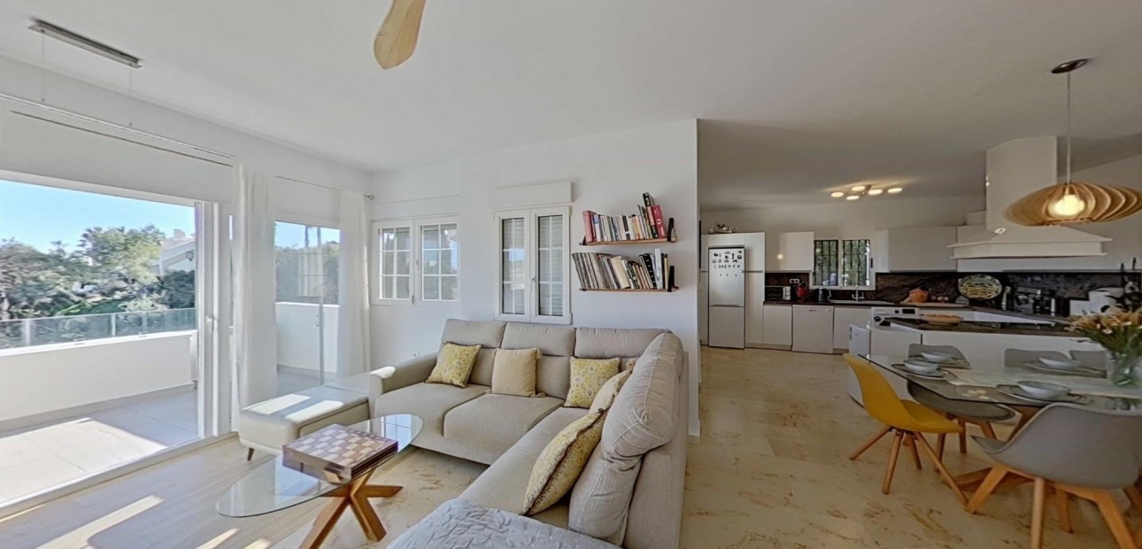 Herverkoop - Villa -
Orihuela Costa - Las Ramblas