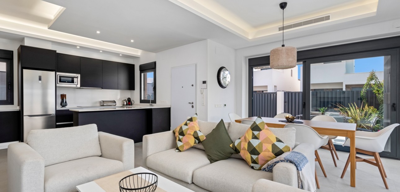 Herverkoop - Semi Detached Villa -
San Fulgencio - La Marina