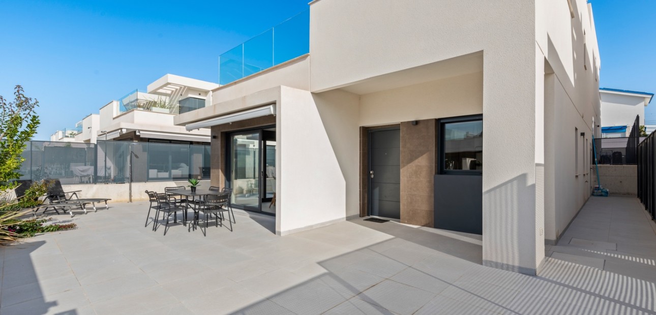 Herverkoop - Semi Detached Villa -
San Fulgencio - La Marina