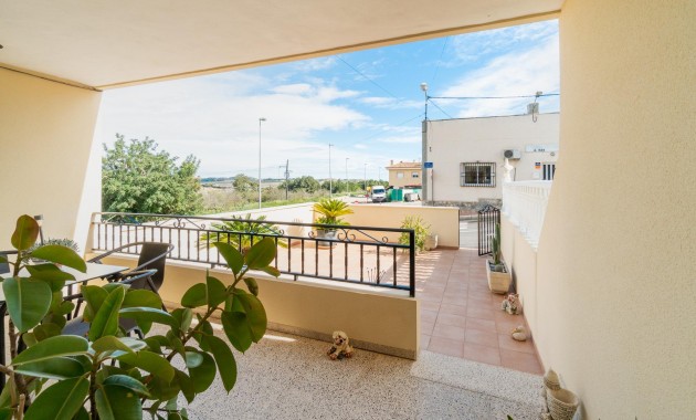 Herverkoop - Terraced house -
Orihuela - Desamparados-Hurchillo-Torremendo