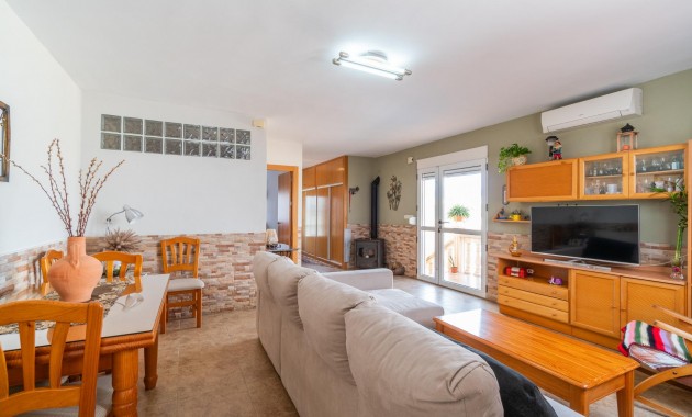 Herverkoop - Terraced house -
Orihuela - Desamparados-Hurchillo-Torremendo