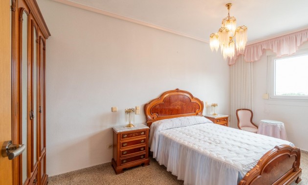 Herverkoop - Terraced house -
Orihuela - Desamparados-Hurchillo-Torremendo