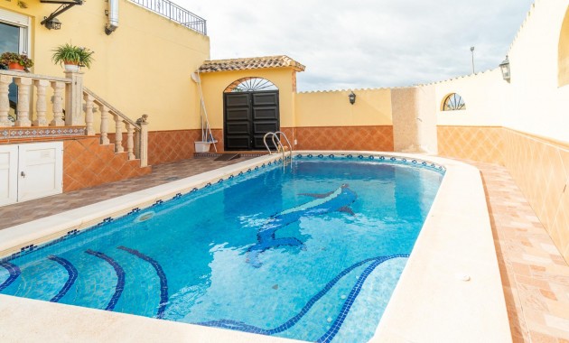 Herverkoop - Terraced house -
Orihuela - Desamparados-Hurchillo-Torremendo