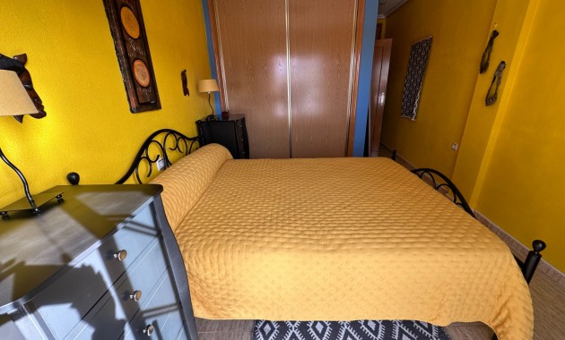 Herverkoop - Herenhuis -
Bigastro