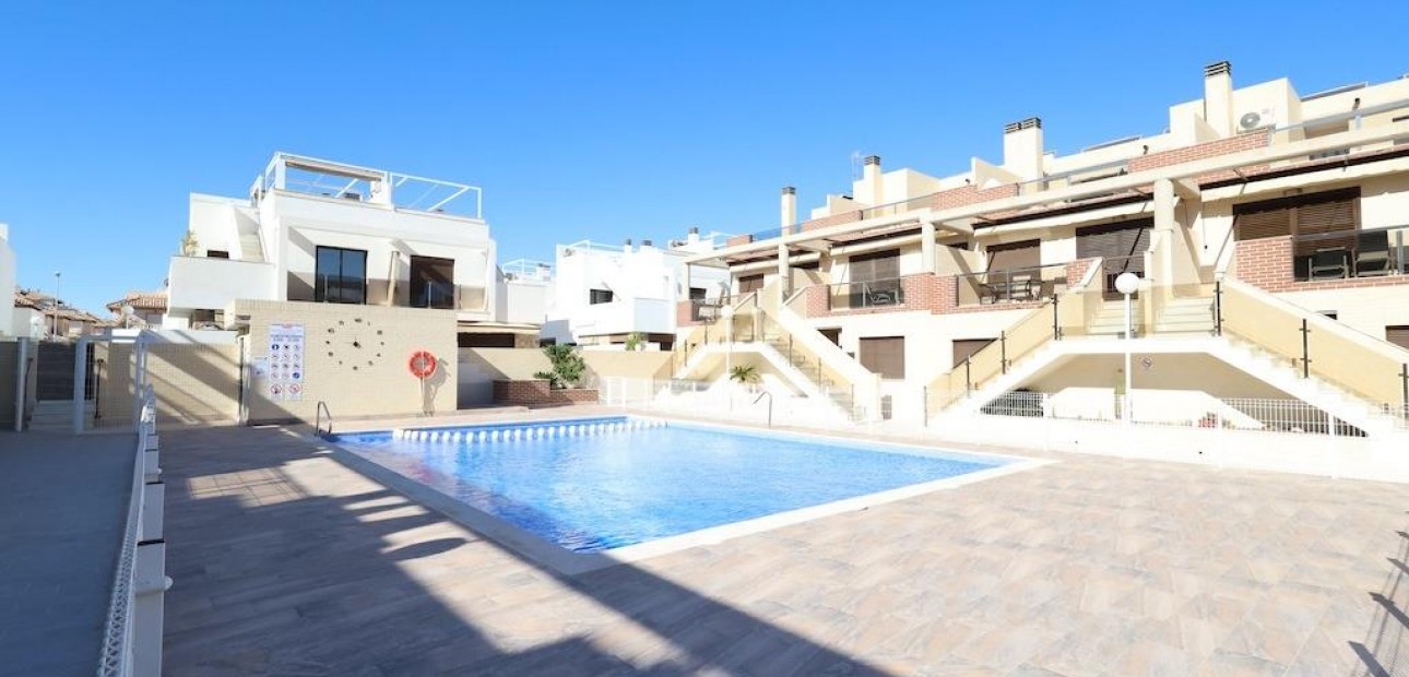 Herverkoop - Terraced house -
Orihuela Costa - Lomas de Cabo Roig