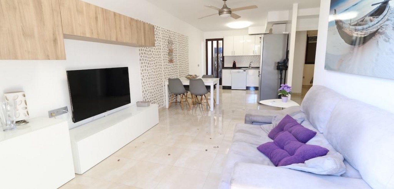 Herverkoop - Terraced house -
Orihuela Costa - Lomas de Cabo Roig