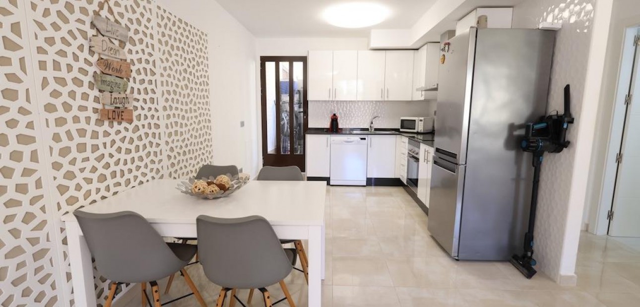 Herverkoop - Terraced house -
Orihuela Costa - Lomas de Cabo Roig