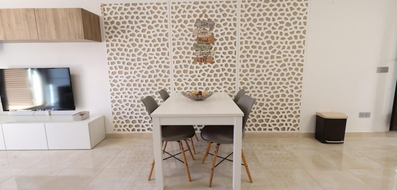 Herverkoop - Terraced house -
Orihuela Costa - Lomas de Cabo Roig