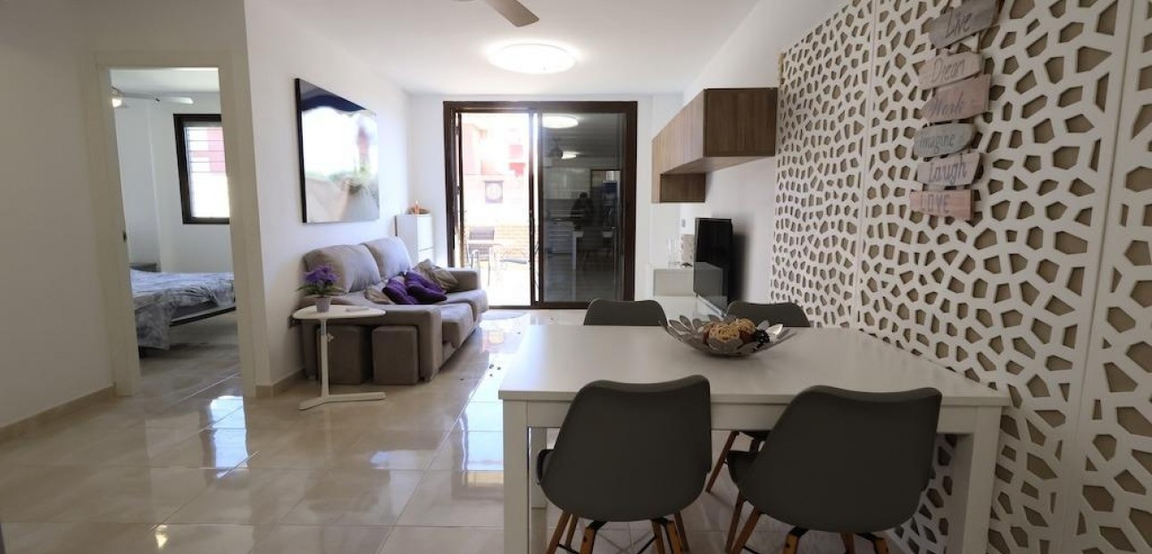 Herverkoop - Terraced house -
Orihuela Costa - Lomas de Cabo Roig