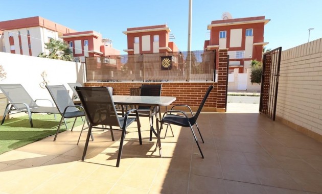 Herverkoop - Terraced house -
Orihuela Costa - Lomas de Cabo Roig