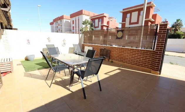 Herverkoop - Terraced house -
Orihuela Costa - Lomas de Cabo Roig