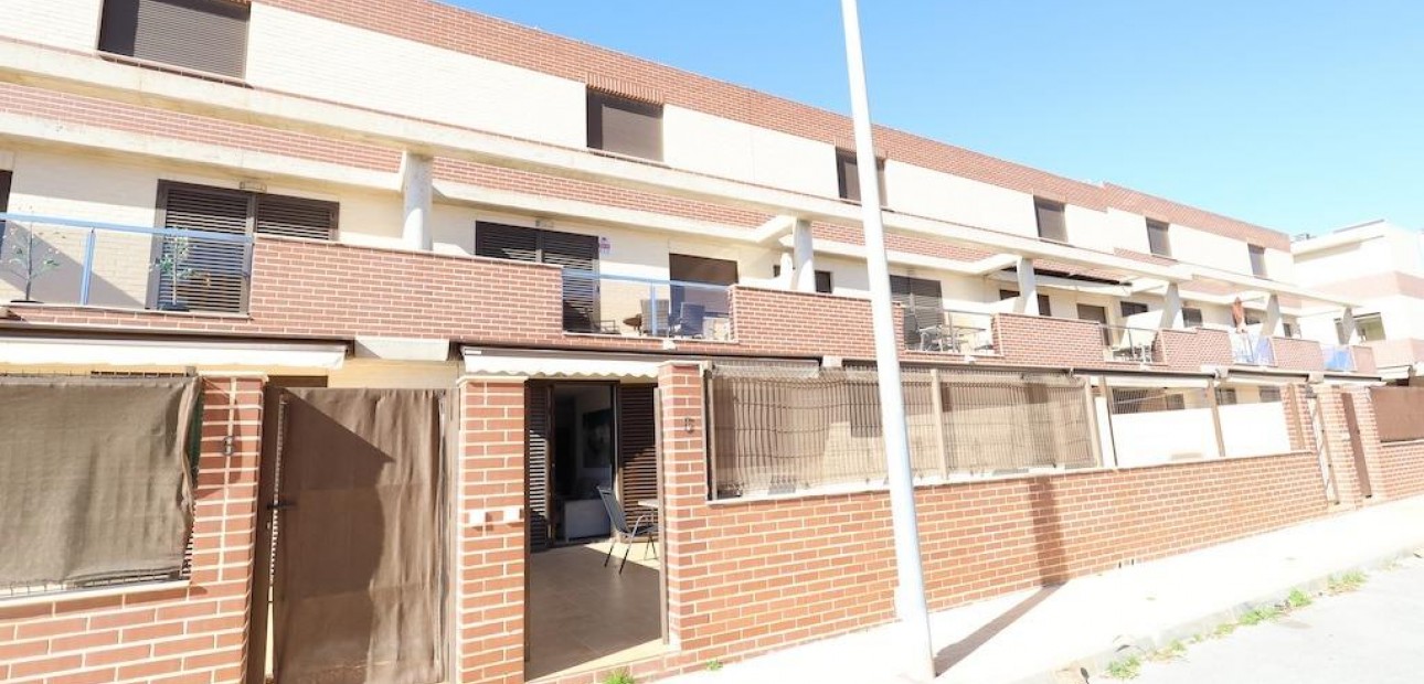 Herverkoop - Terraced house -
Orihuela Costa - Lomas de Cabo Roig