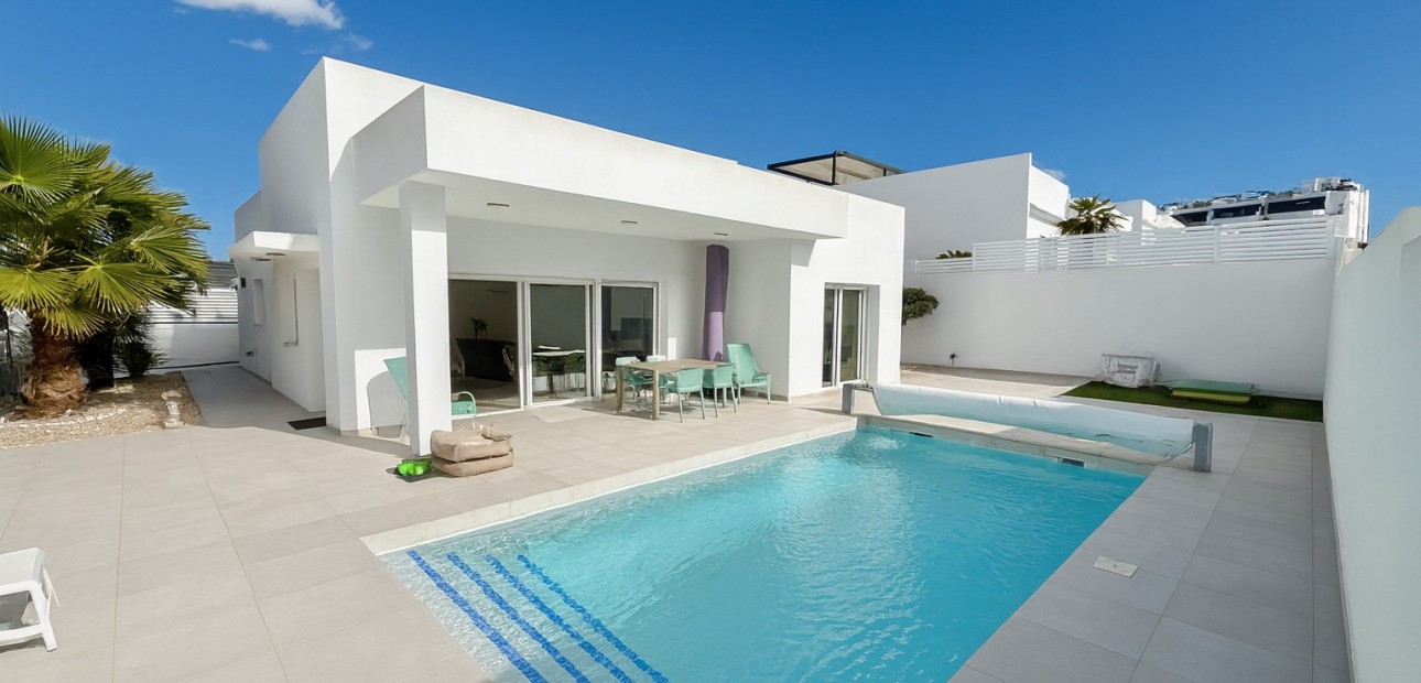 Herverkoop - Detached Villa -
Benijofar - Benijofar - Village