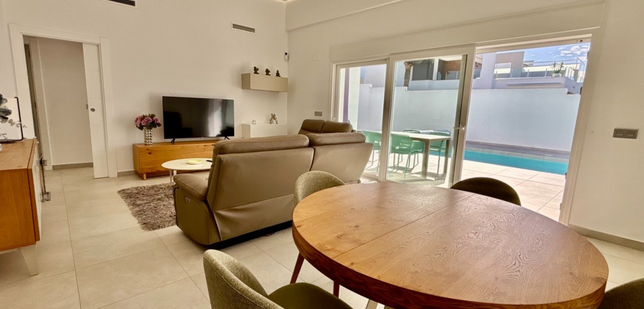 Herverkoop - Detached Villa -
Benijofar - Benijofar - Village