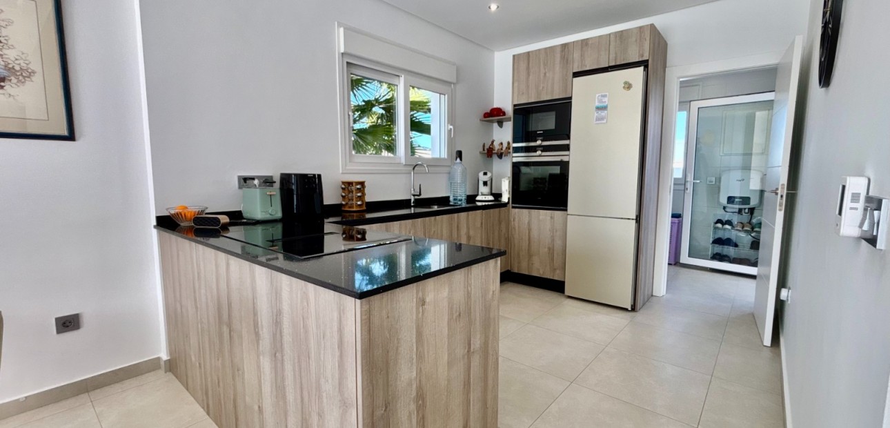 Herverkoop - Detached Villa -
Benijofar - Benijofar - Village