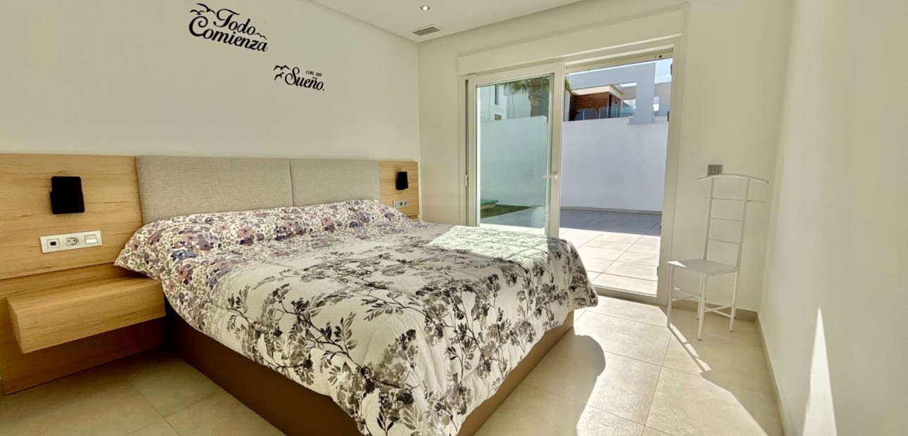 Herverkoop - Detached Villa -
Benijofar - Benijofar - Village