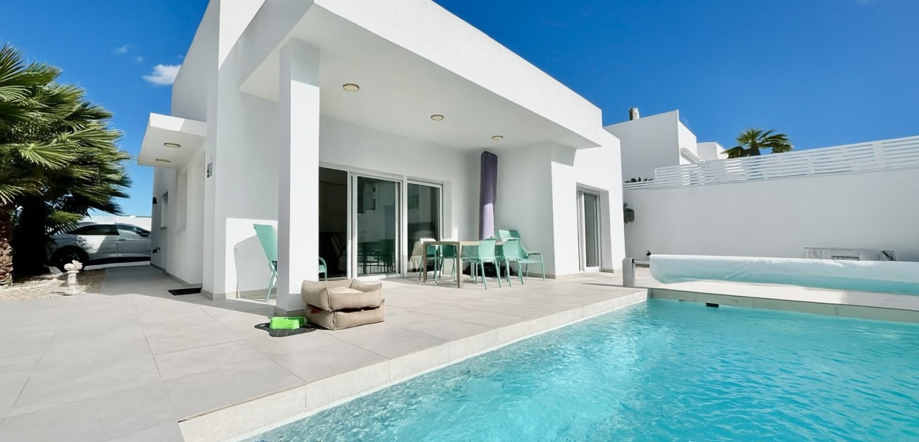 Herverkoop - Detached Villa -
Benijofar - Benijofar - Village