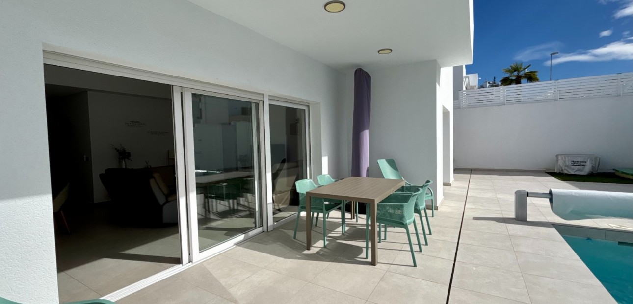 Herverkoop - Detached Villa -
Benijofar - Benijofar - Village