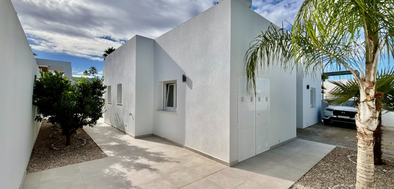 Herverkoop - Detached Villa -
Benijofar - Benijofar - Village