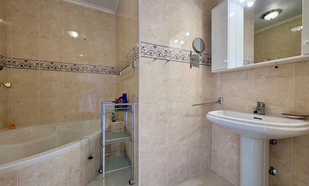 Herverkoop - Adosado -
Rojales - Ciudad Quesada