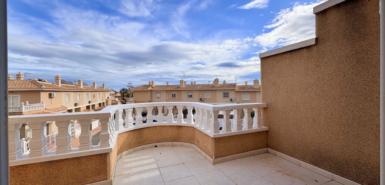 Herverkoop - Adosado -
Rojales - Ciudad Quesada