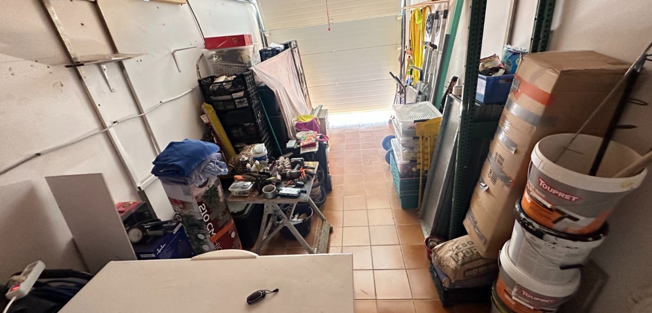 Herverkoop - Herenhuis -
Bigastro