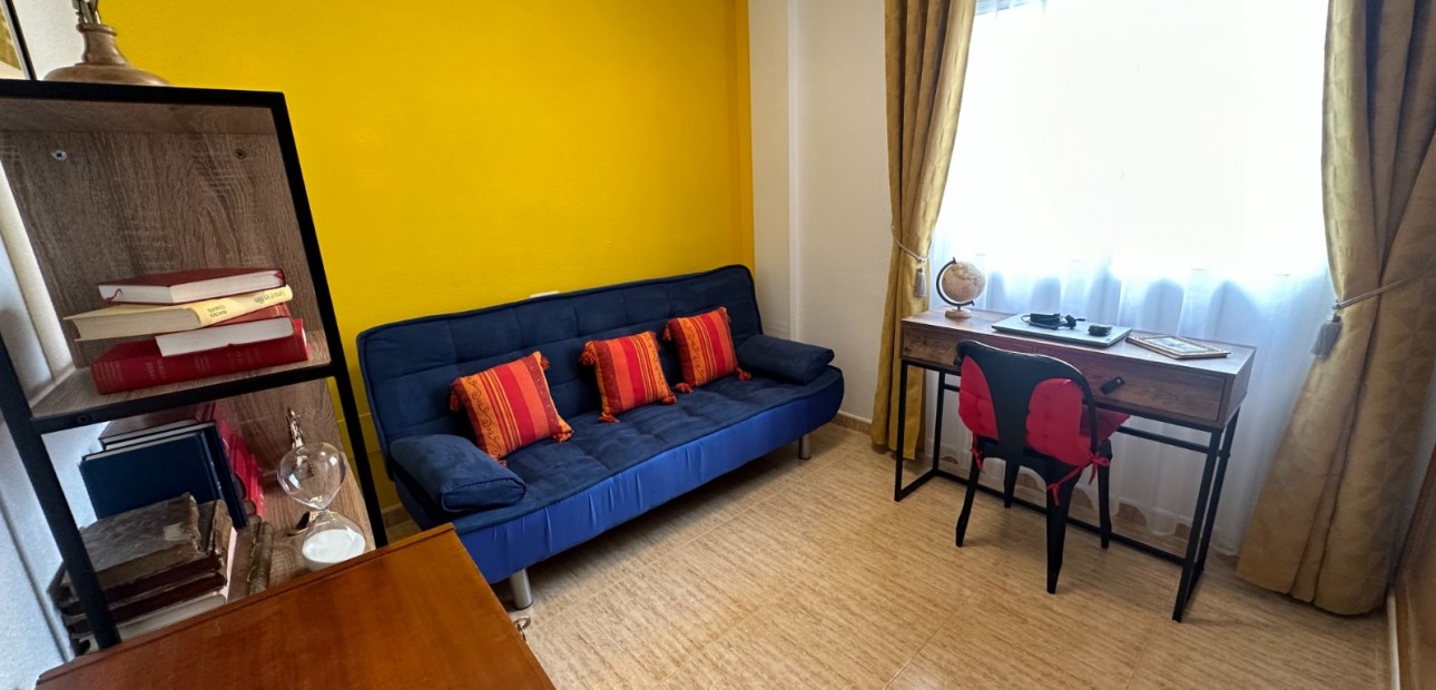 Herverkoop - Herenhuis -
Bigastro