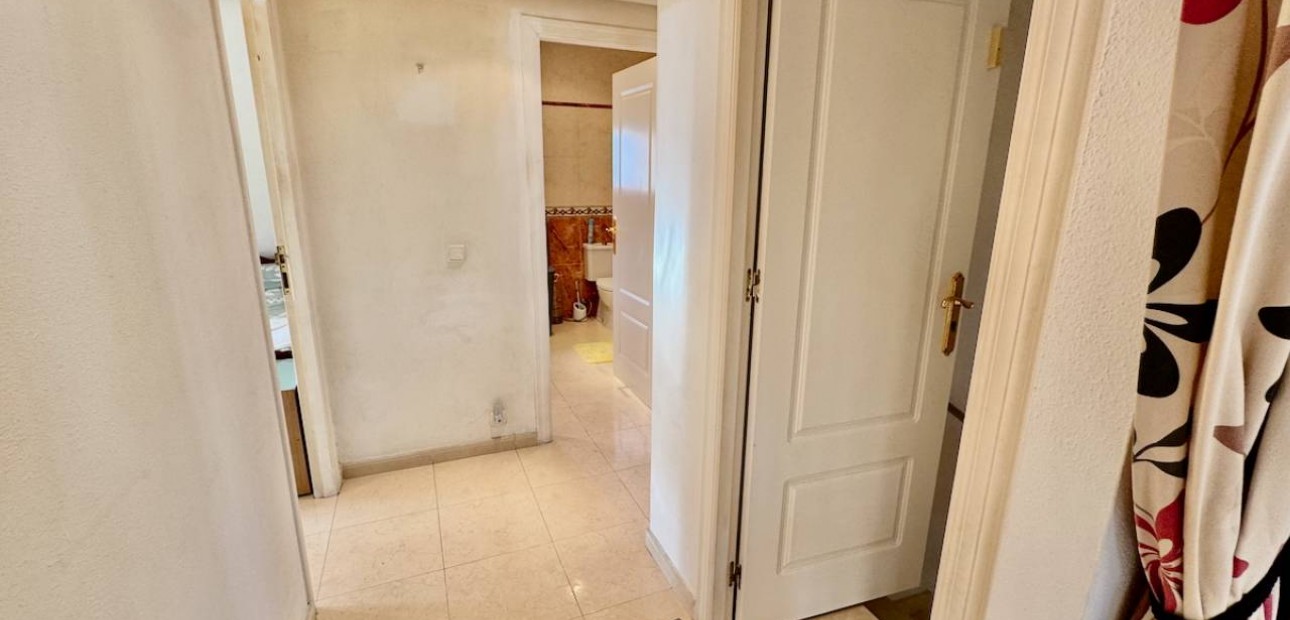 Sale - Villa -
Benferri