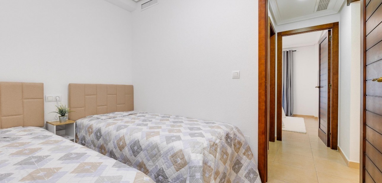 Venta - Bungalow -
Torrevieja - Torreblanca